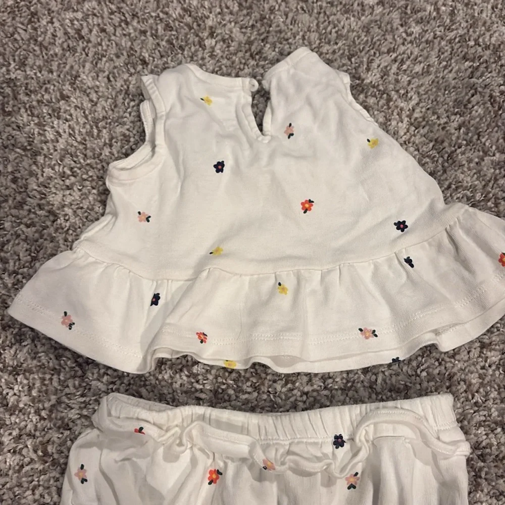 Baby GAP White Floral Baby Outfit 18-24M
